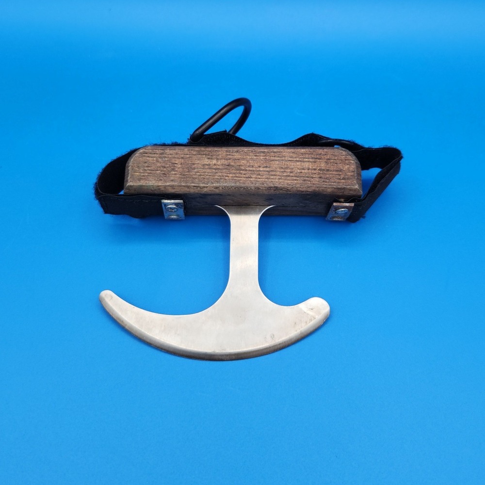 Vintage Rocker T knife with Velcro Strap added‎ to it